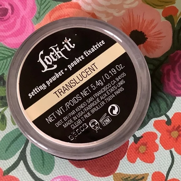KVD Lock-It Translucent Setting Powder - Picture 1 of 2